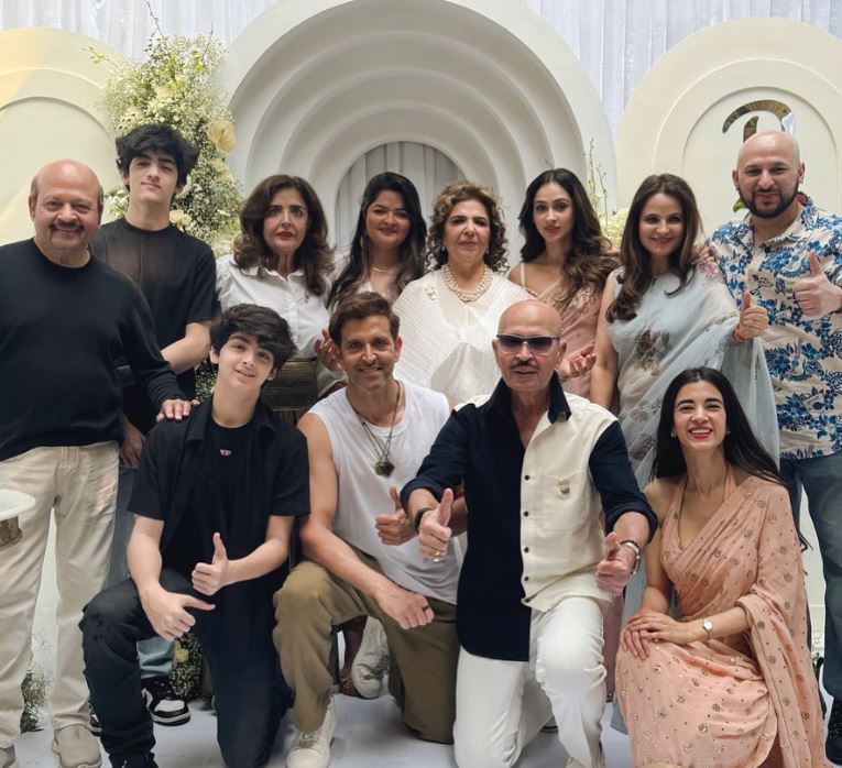 Hrithik Roshan Family